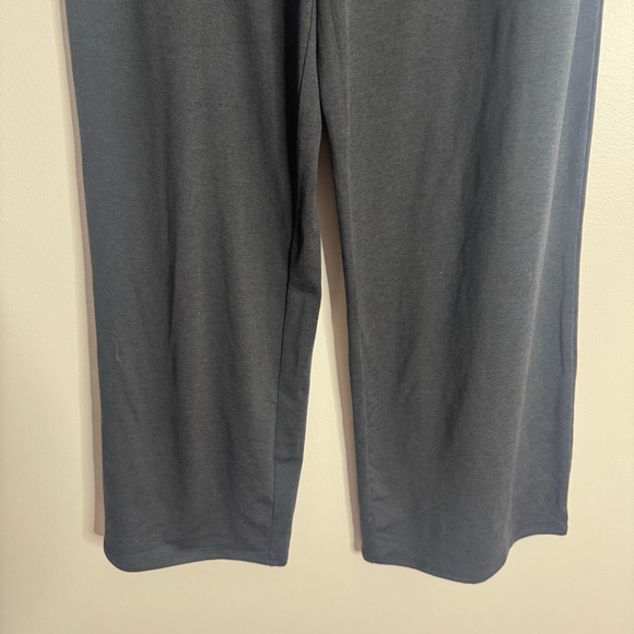 Vuori Halo Essential Wide Leg Pant Black Medium M - Picture 4 of 8